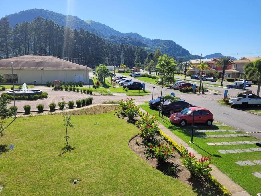 Apartamento Com Varanda Reserva Do Sahy Мангаратиба Екстериор снимка